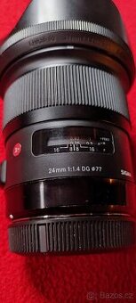 Sigma 24mm f 1,4 DG HSM Art pro Canon EF mount.