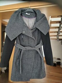 Krasny elegantni kabatek damsky