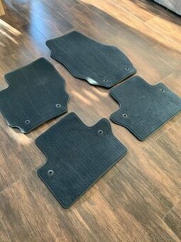 textilní koberce originál Volvo V70 / XC70 (2008-2016)