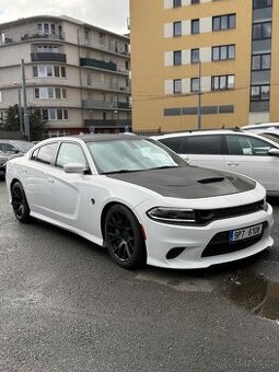 Dodge Charger, 6.2HEMI SUPERCHARGED SRT527kw Ojeté, 5/2017,
