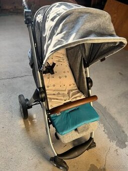 Sportovní kočárek