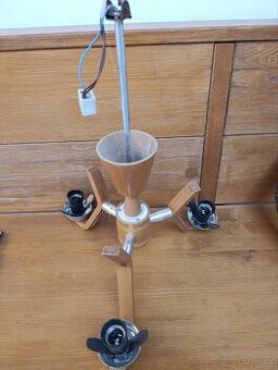 Dřevěný 3 ramenný lustr