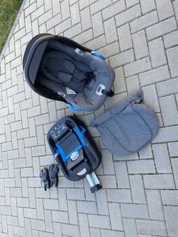 Autosedačka ke kořárku Roan se základnou isofix