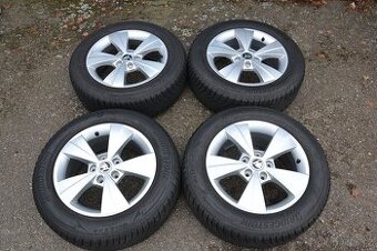 Škoda Octavia IV -ZÁNOVNÍ zimní orig.Alu sada-205/60R16