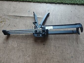 emkotvuNová vytlačovací pistol na ch - 1