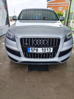 Audi Q7 4.2 TDI V8 250KW Quatro Tiptronic S-Line .