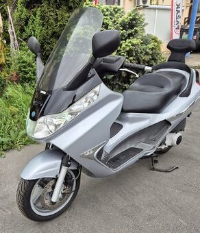 Piaggio x8 125