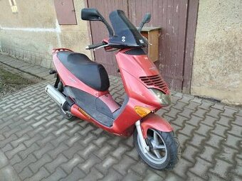 Aprilia Leonardo 125