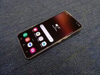 Malý Samsung Galaxy S22 5G 8/128GB 6,1" AMOLED