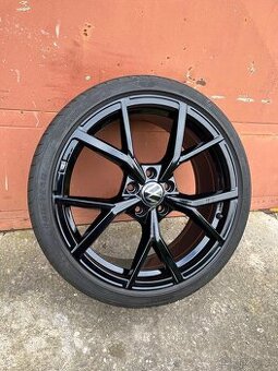 VW Golf 8 R GTI Top stav