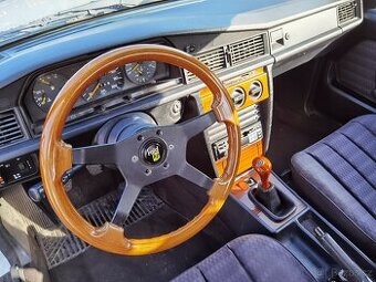 Dřevěný volant Raid 5D - W123, W124, W201, BMW E30, VW Golf2