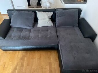 Rozkládací gauč + stolek