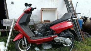 Skútr Vivacity 125