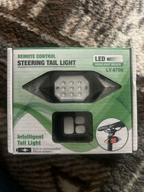 Zadní Led světlo s blinkry na kolo - 1