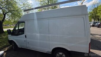 Ford Transit 2.2 TDCi – Spolehlivý pracant, připraven na prá
