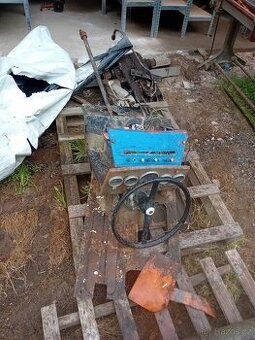 Zetor Crystal sloupek