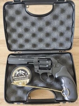 Nový revolver Flobert -Zoraki R1 ráže 4mm.