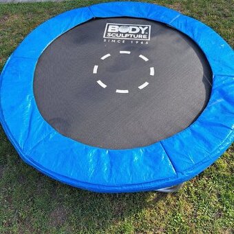 Trampolina