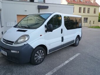 Opel Vivaro 1.9,2003 rok ,9 mist