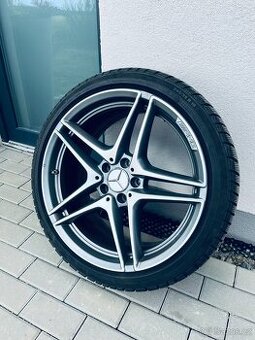 Originál Mercedes AMG dvourozměrová kola R19 5x112