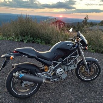 Ducati Monster 1000ie