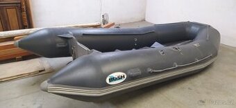 Člun BUSH, motor Mercury 5