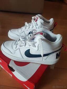 NIKE tenisky vel. 37 stélka 24cm NOVÉ