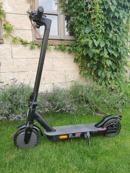 Sencor Scooter One 2020 elektrokoloběžka