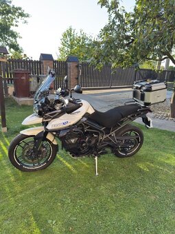 Triumph tiger 800 XRX
