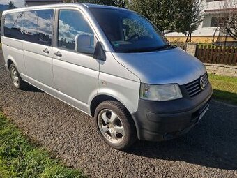 VW Caravelle 2.5 tdi 96kw 8 míst