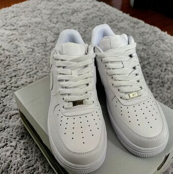 Nike Air Force 1 vel 8