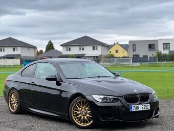 BMW 320d,130 kW,E92,automat,Rok 2008