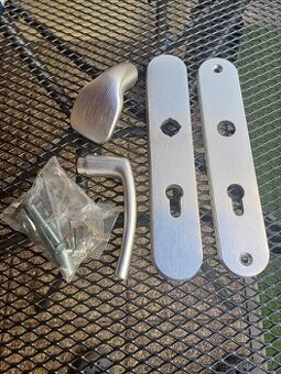 Bezpečnostní kování