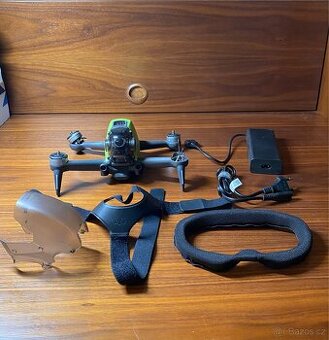 Dji FPV dron + příslušenství