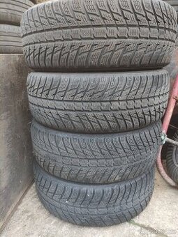 Zimni pneu Nokian 225/60 R17