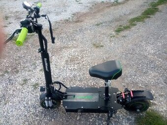 Elektrokoloběžka ECOWCHEEL - najeto 54 km