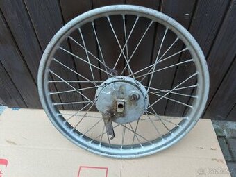 Přední kolo ČZ 125,150 C