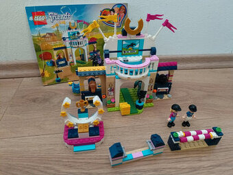 LEGO Friends 41367 Stephanie a parkurové skákání