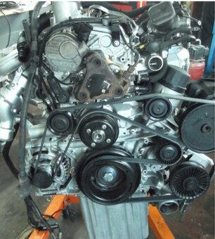 Motor KOMPLETNÍ Sprinter 906 2.2 646.989 646989