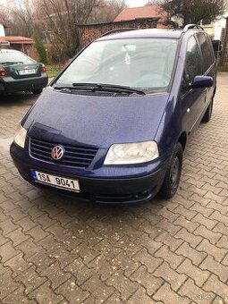 VW Sharan 1.9 Tdi 85 kw 7 míst