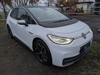 VOLKSWAGEN ID.3 1ST PLUS, 62kWh, LED, ZÁRUKA, DPH SOH 92.4%