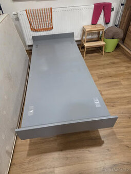 Postel na matraci 190x85 cm