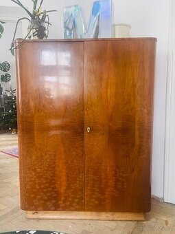 Šatní skříň retro Halabala styl cca. 50.léta