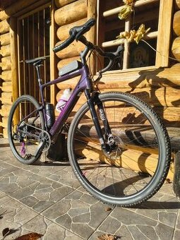 Cannondale Topstone carbon custom (2 sady kol a převodů)