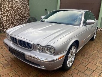 Jaguar Xj8 4.2 219kw r.v-2005