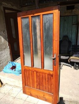 Právě dveře 90 cm masivní