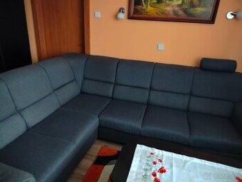 Rozkládací pohovka s úložným prostorem