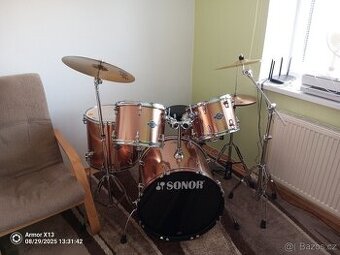 Bicí souprava Sonor Smart Force+ činely Paiste