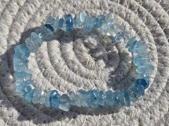 Náramky ze zlomků Akvamarínu