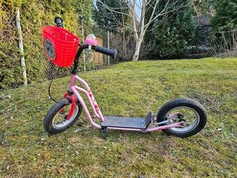 Koloběžka Yedoo Mau v růžové barvě